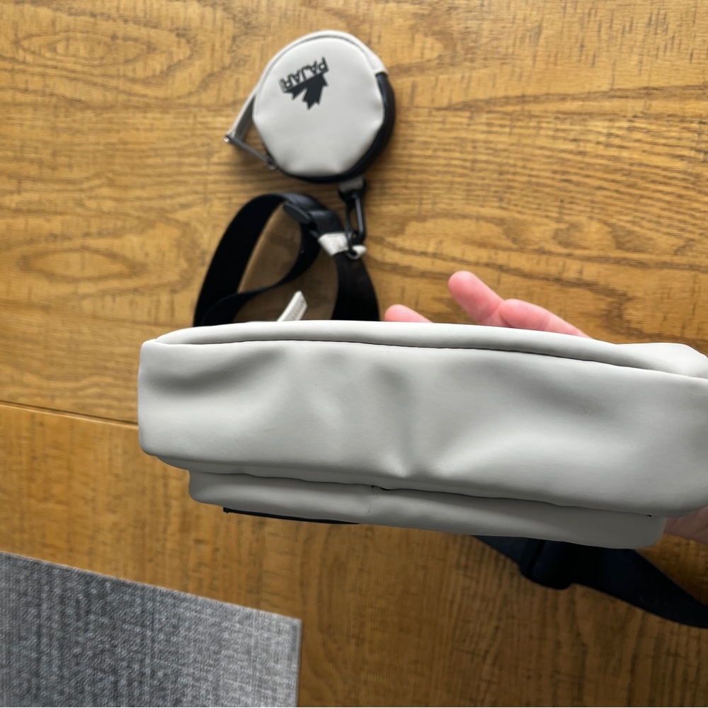 PAJAR Crossbody Bag w/ Coin Purse - Picture 6 of 6